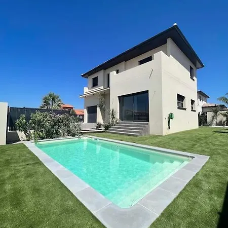 Villa Maison Neuve 130 M2 Avec Piscine
